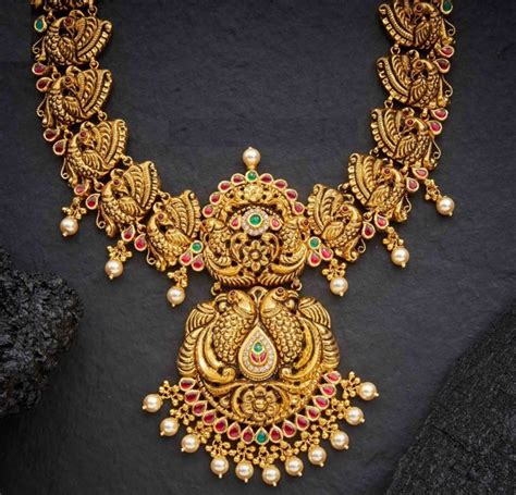 antique gold necklaces for women.